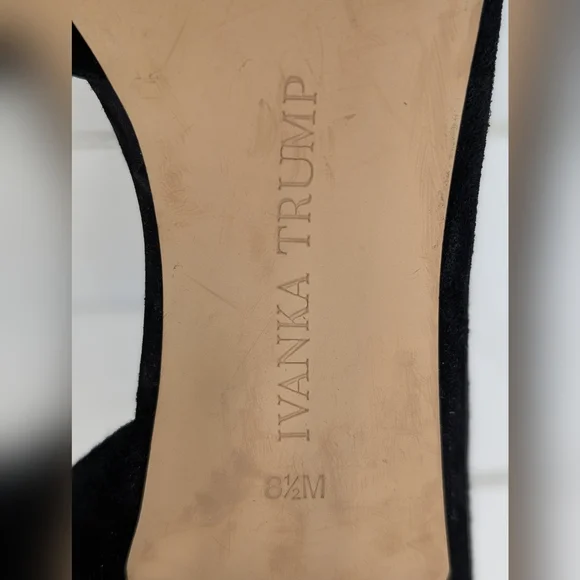 Ivanka Trump Britta D'Orsay Leather Black Women's Suede 3" Heel Size 8.5M /1W-9A - Picture 16 of 17